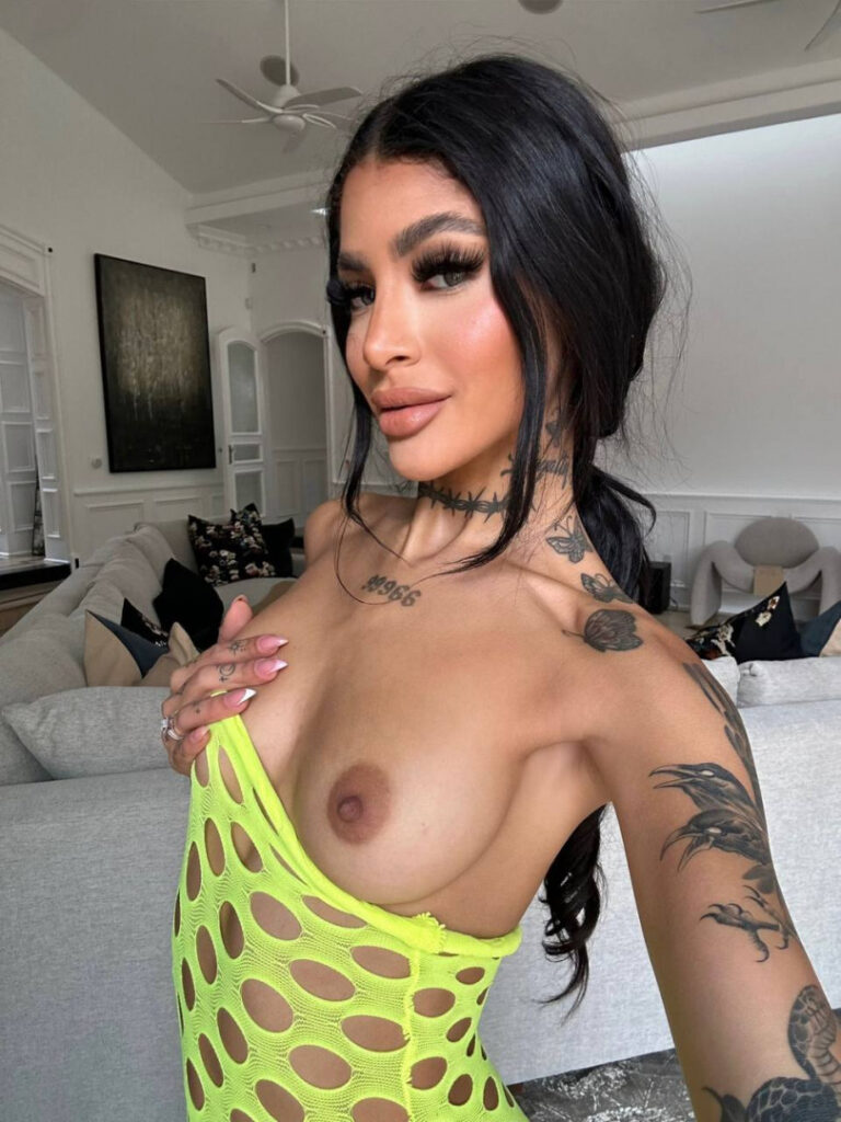 OnlyFans – Petite – Twinkleeestarss | Juhneicz – Nude