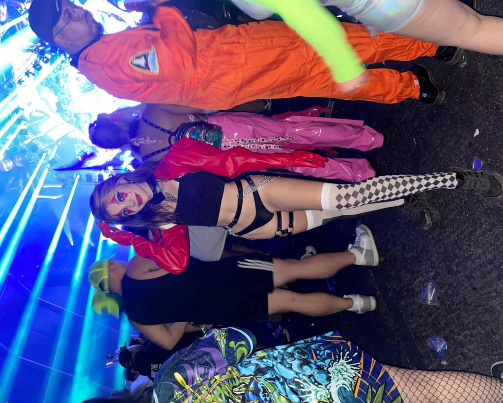 Instagram – Valentina Acosta / Vofvadi – Nude