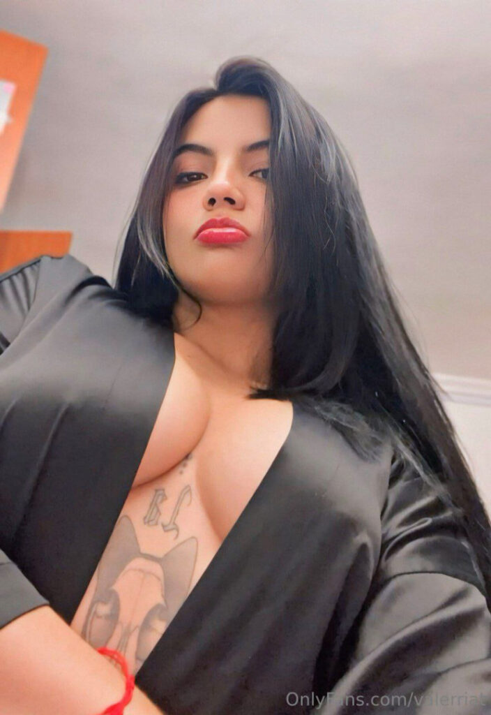 OnlyFans – Latina – Valerriat – Nude