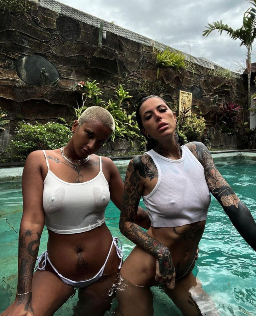 OnlyFans – Pornhub – Venusandmagik – Nude