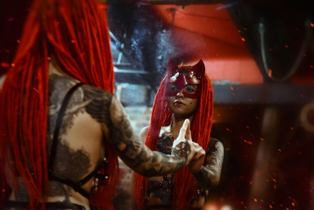 Suicide Girls – Fansly – Vera Faith(Red_Faith)(Redd) – Nude