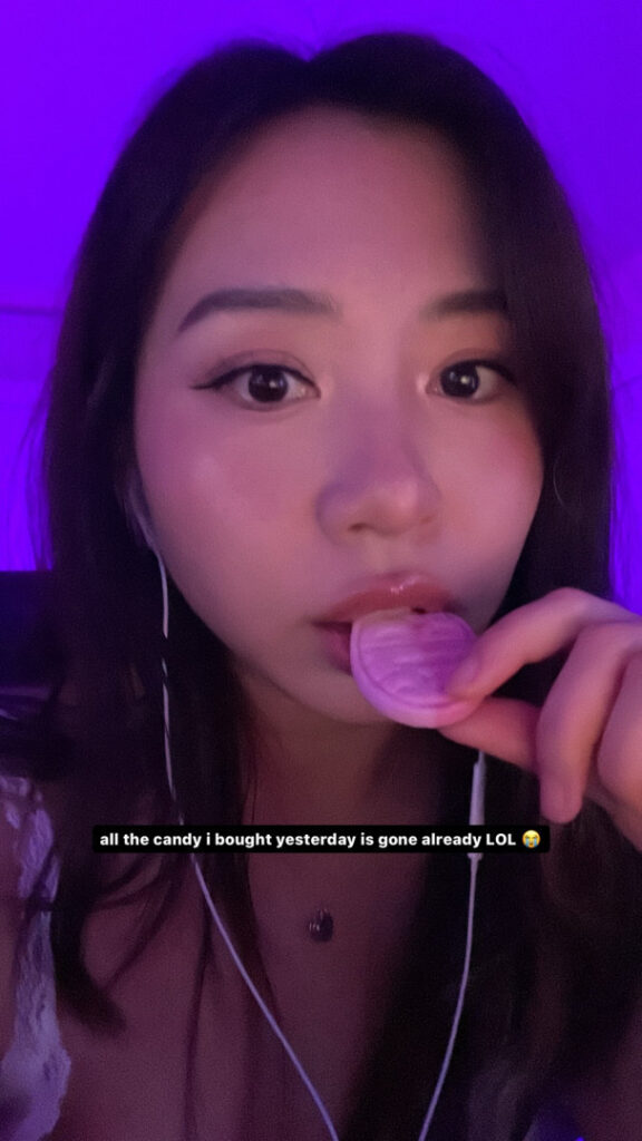 Twitch – Asian – viavmber – Nude