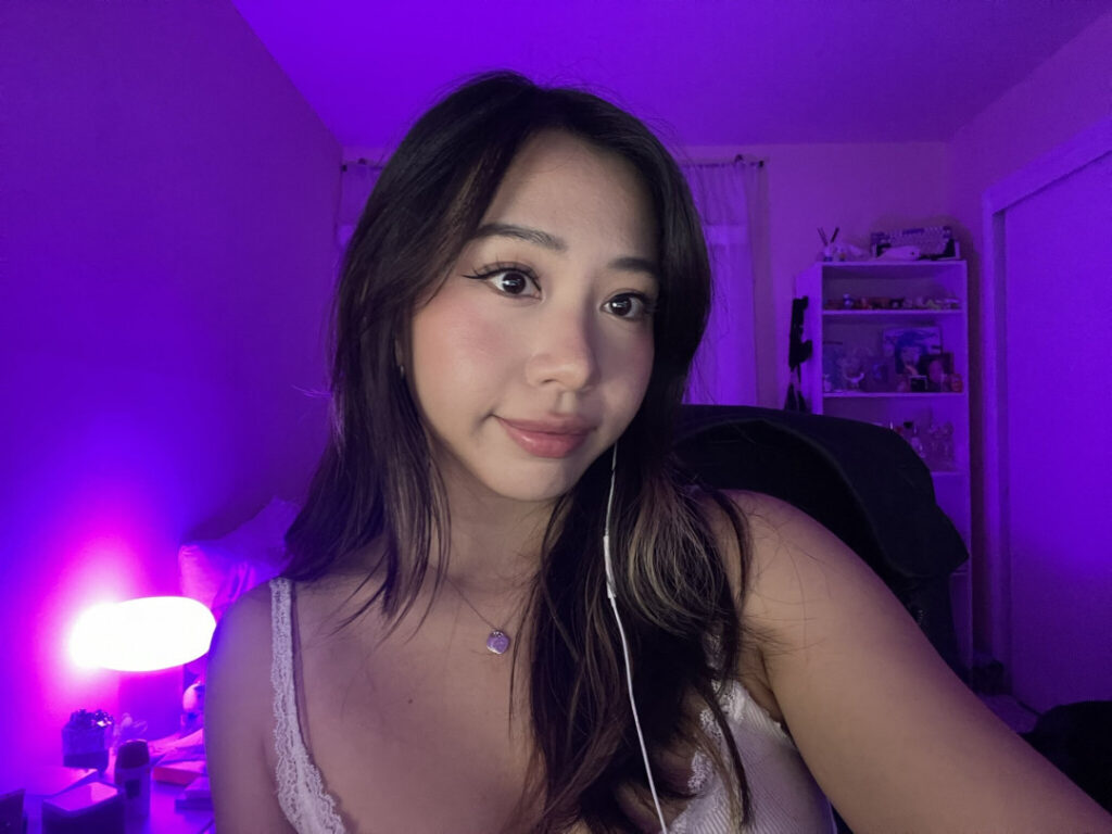 Twitch – Asian – viavmber – Nude