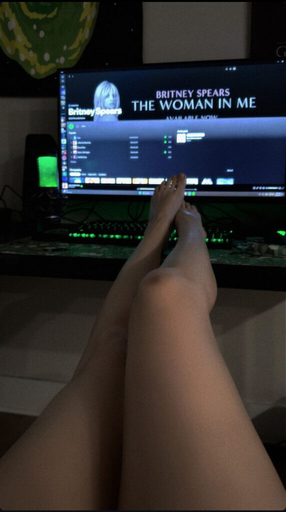 OnlyFans – Vnciel | deadbabae | deadbimbo – Nude