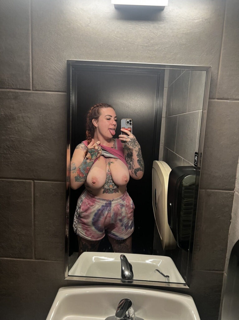 OnlyFans – xxarizonarose/arizonarosexx – Nude