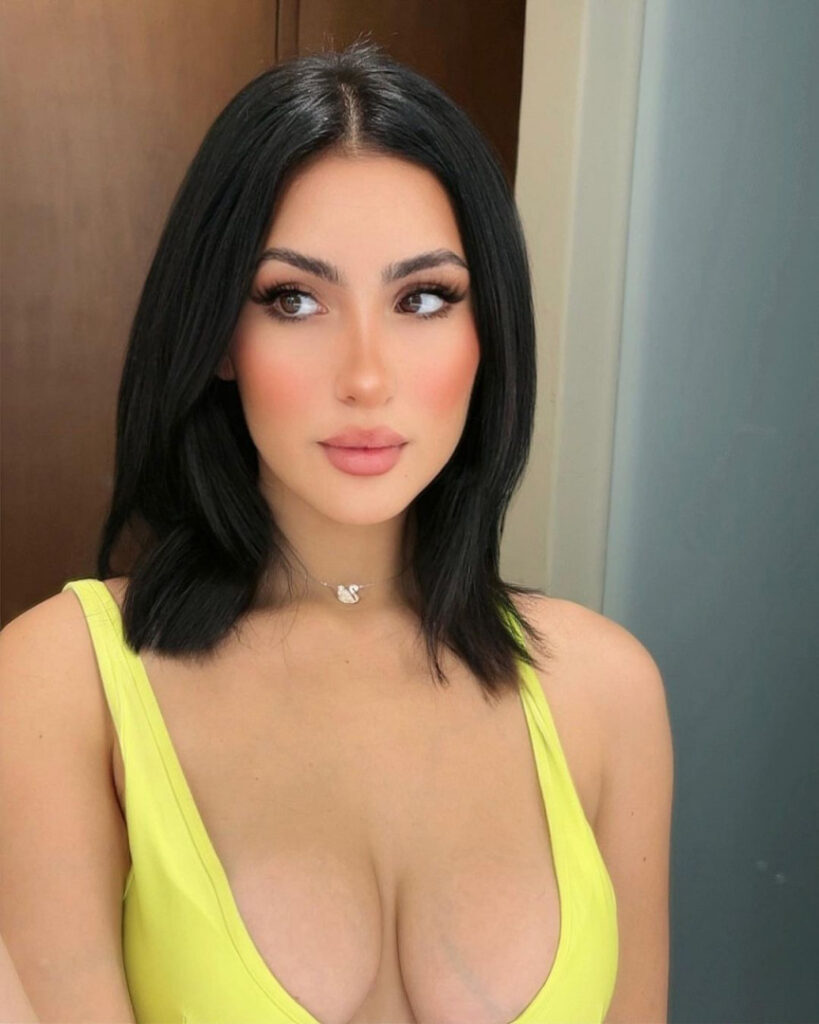 TikTok – Instagram – Latina – Yahana Almazan – Nude