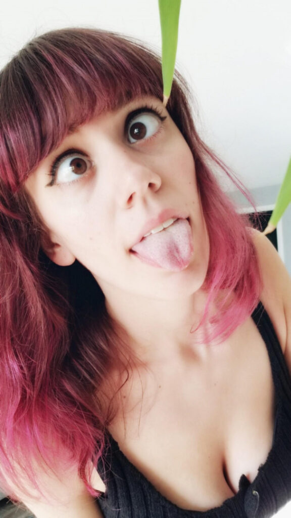 Instagram – Yanderekamii – Nude