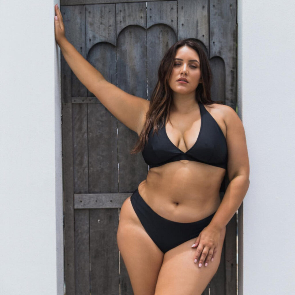 TikTok – Instagram – T H I C C – Yasmine MInovski – Nude