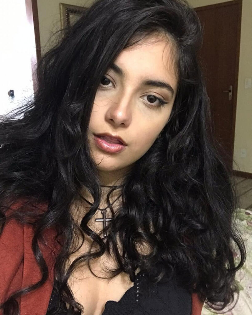 Brazil – Twitch – Yulla – Nude Leaks