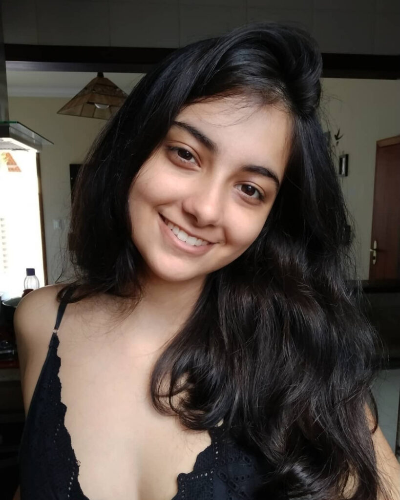 Brazil – Twitch – Yulla – Nude Leaks