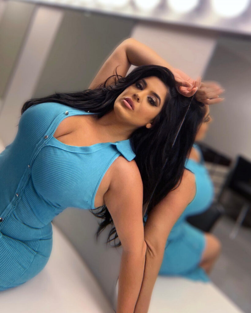 TikTok – Instagram – T H I C C – Zelma Cheram  CurvyZelma  (Busty Latina) – Nude Leaks