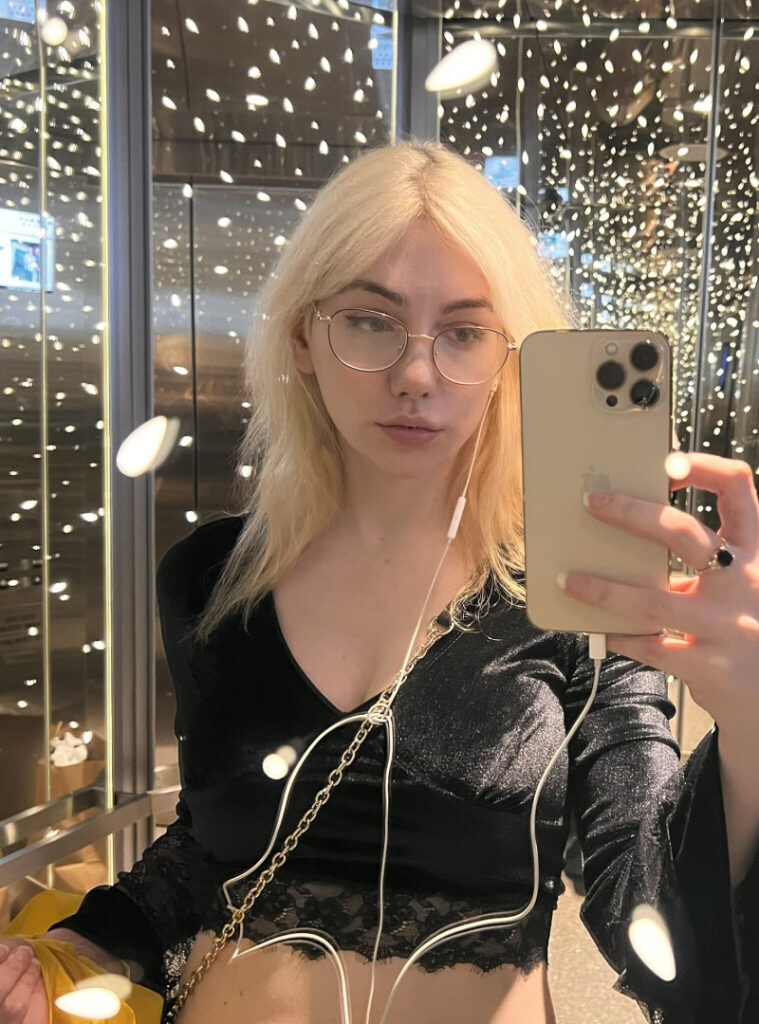 Trans – Youtube – Reddit – Zheanna Erose – Nude Leaks