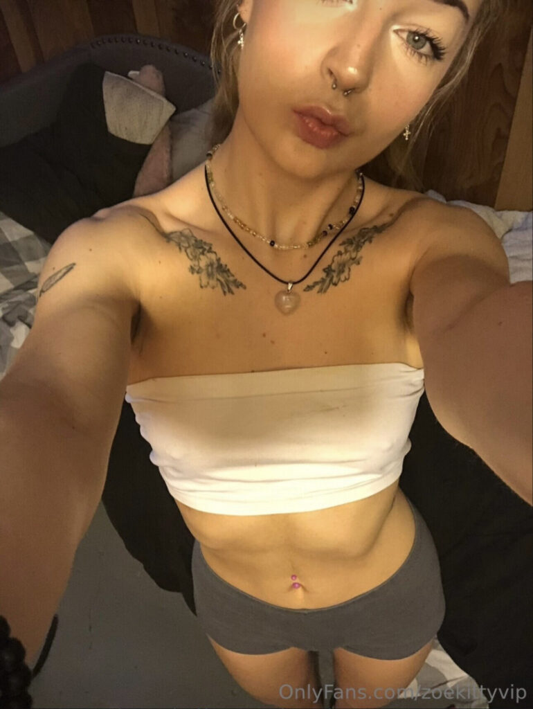 OnlyFans – Petite – Teen – Zoekitty18 / Zoekittyvip – Nude