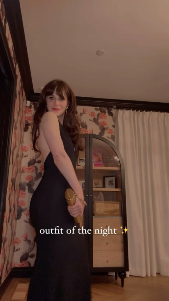 Celeb – Zooey Deschanel – Nude