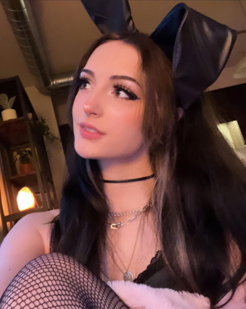 TikTok – Instagram – 1Kyle8 – Nude