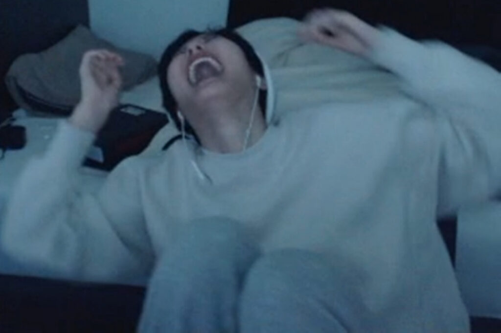 Twitch – 39Daph – Nude