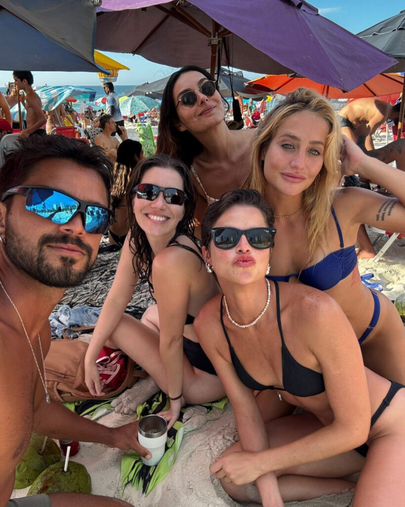 Brazil – Celeb – Agatha Moreira – Nude Leaks