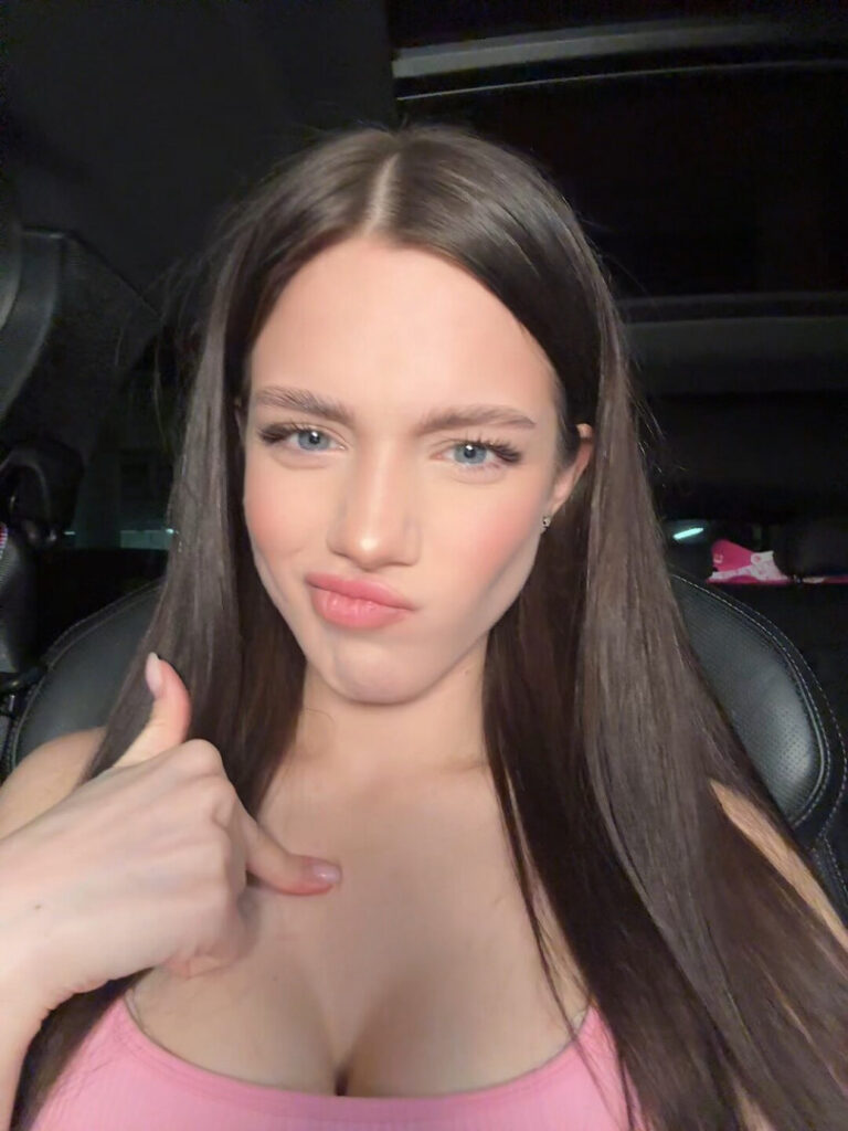 Twitch – TikTok – akyuliych – Nude Leaks