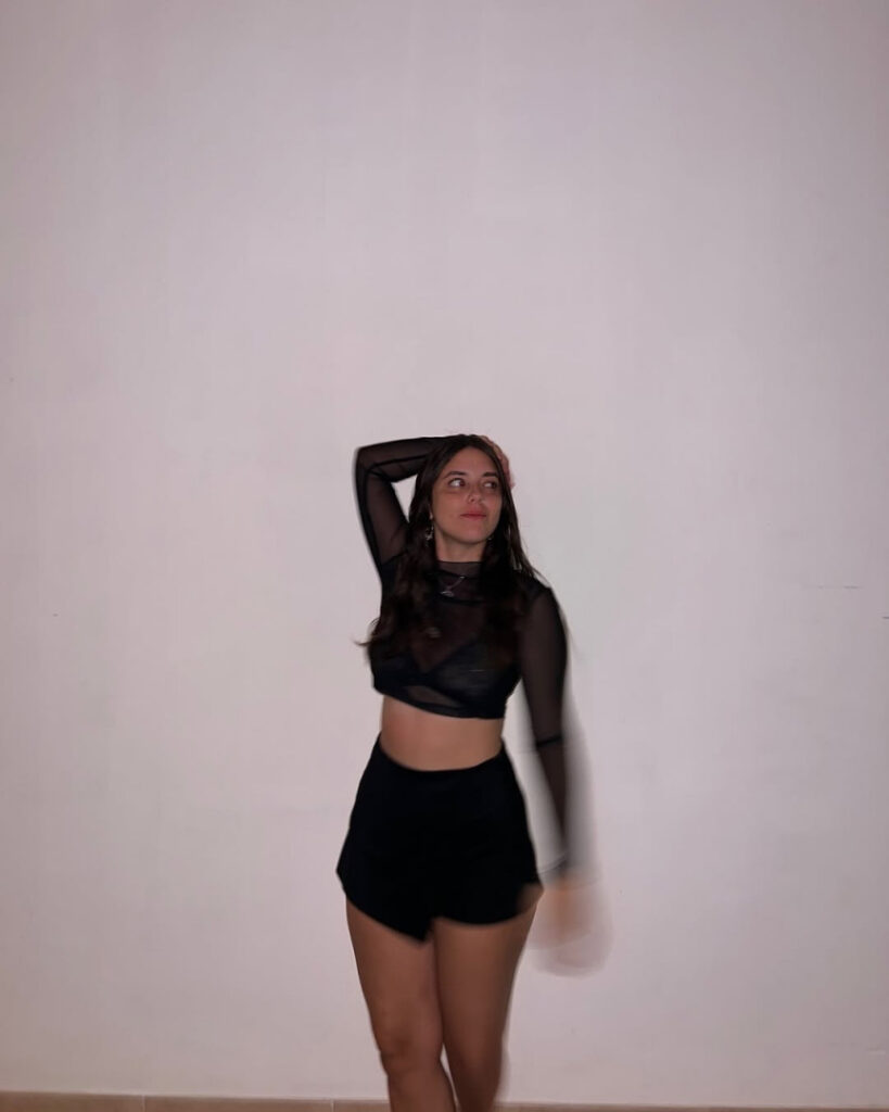 Instagram – Alaska – Nude