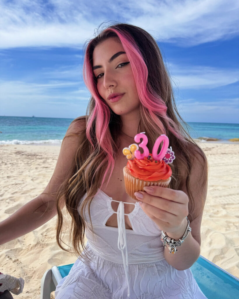 Brazil – Twitch – Ale Maze (@ale.maze) – Nude Leaks