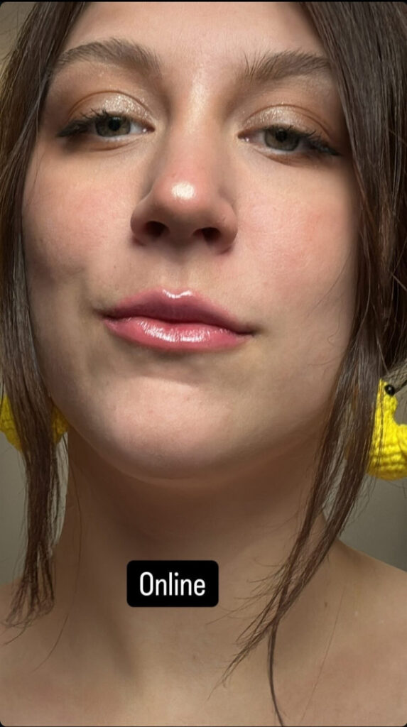 Cam Girls – T H I C C – alexa_dream – Nude Leaks