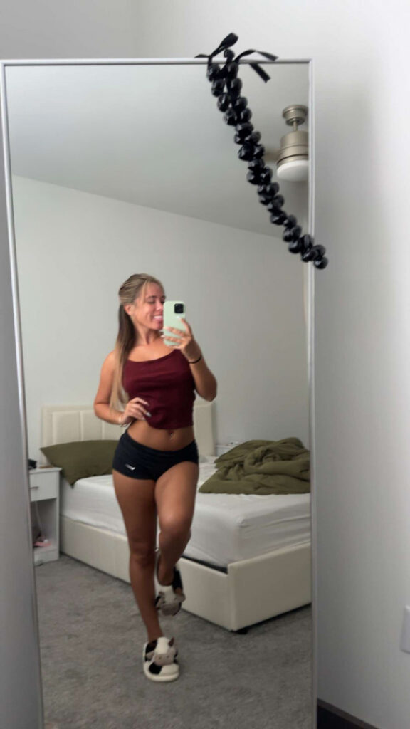 OnlyFans – Teen – Alexia Steade – Nude