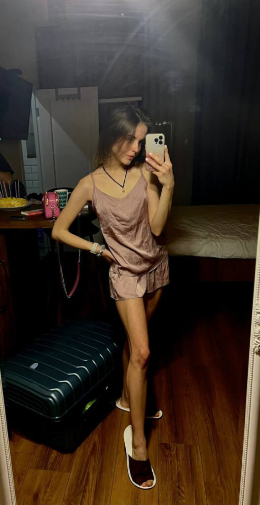 Twitch – Instagram – Teen – Alina_dln – Nude Leaks