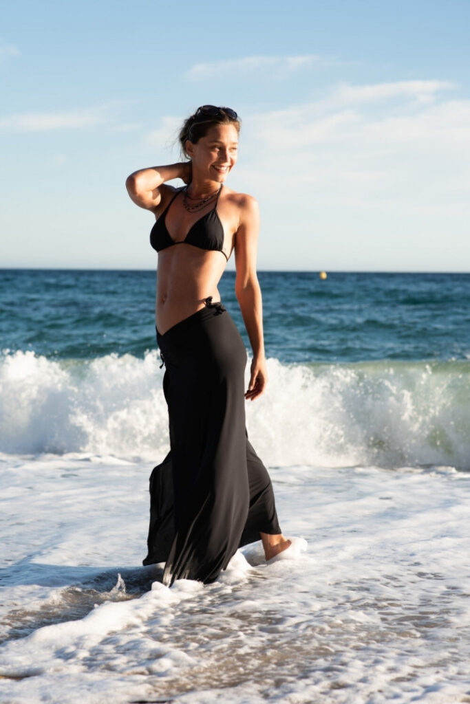 Instagram – Alison Cossenet – Nude