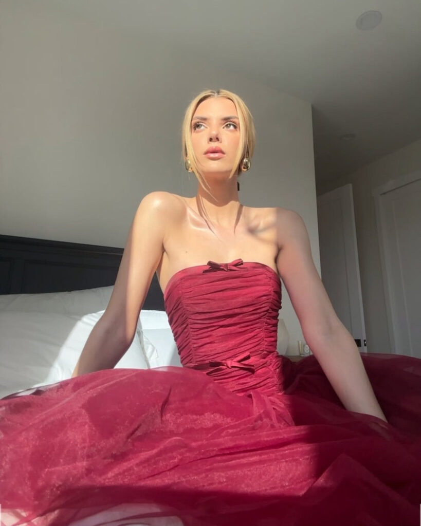 Instagram – alissa violet – Nude