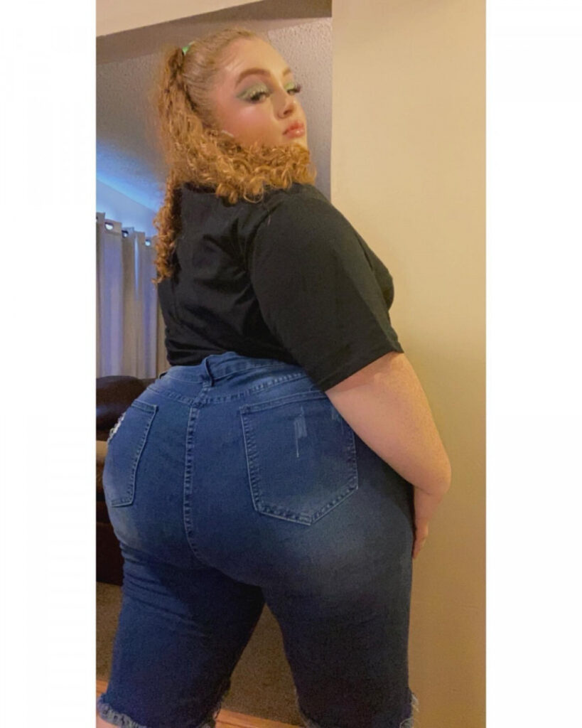 TikTok – Instagram – Allison_Been_Mobn (big booty white girl) – Nude Leaks