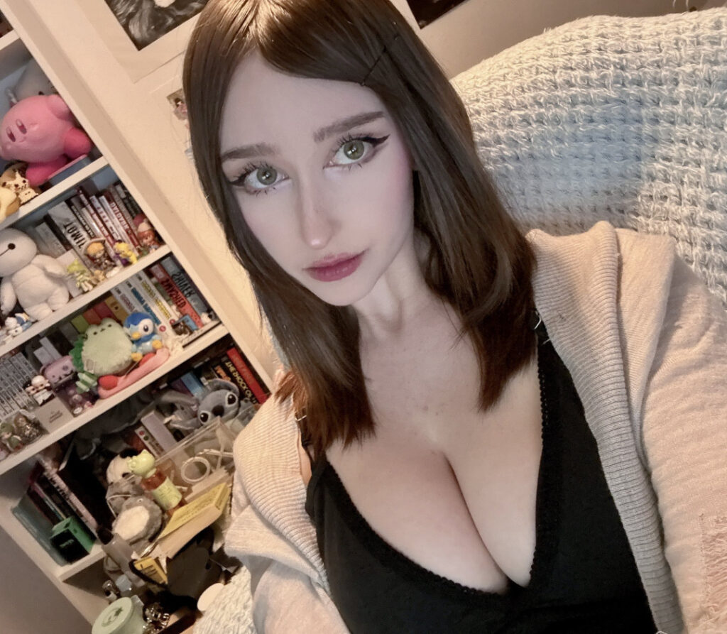 Twitch – Allykitti / crywink_ – Nude