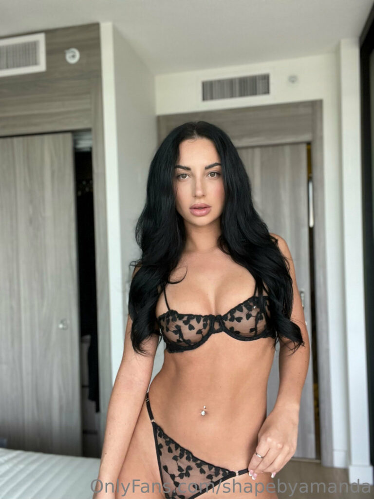 OnlyFans – Instagram – Amandagieschen/ shapebyamanda – Nude