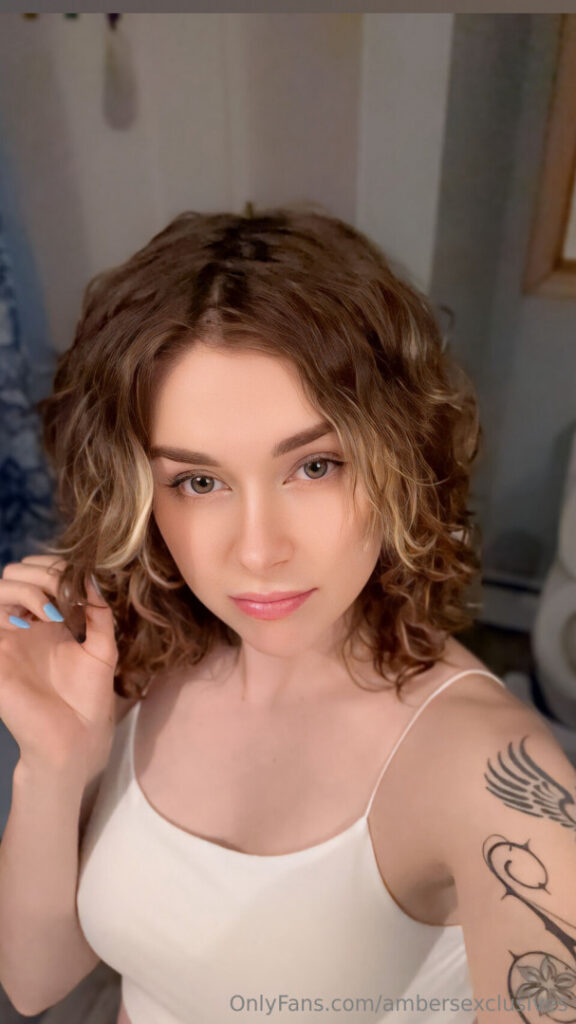 OnlyFans – ambersexclusives/motomags17 – Nude