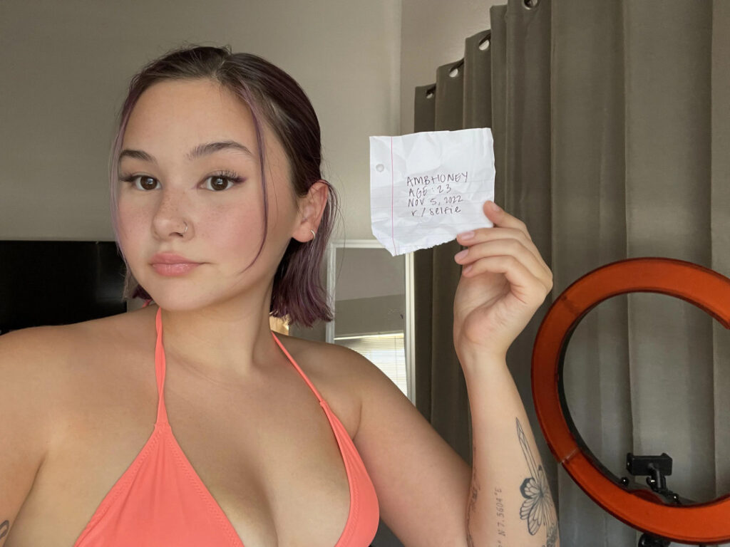 OnlyFans – TikTok – Reddit – Ambhoney – Nude Leaks