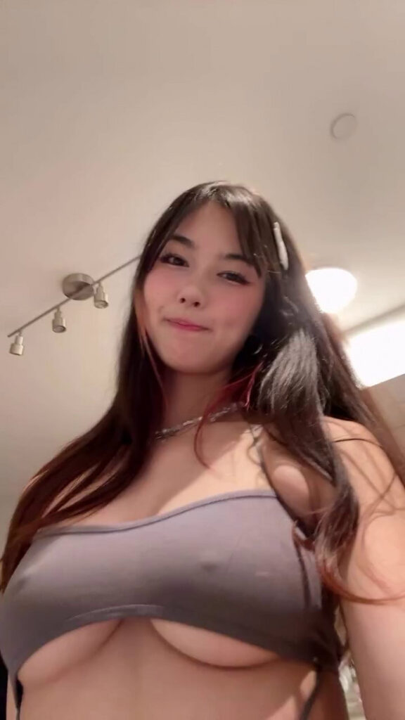 Twitch – TikTok – Asian – Amiechikin – Nude