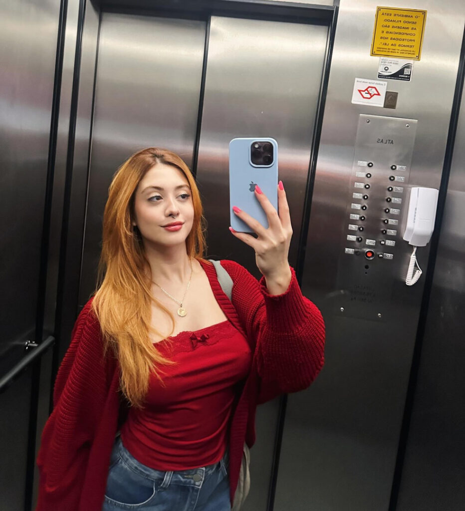 Brazil – Celeb – Ananda Morais – Nude Leaks