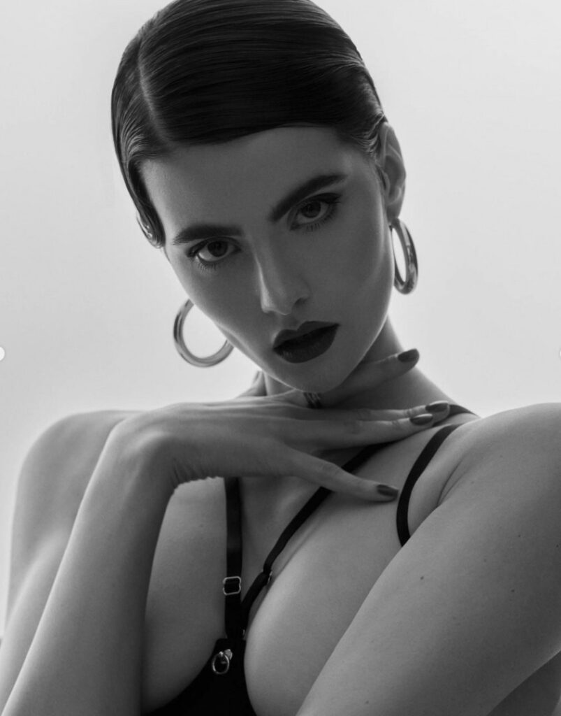 Youtube – TikTok – Instagram – Anastasia Jovanovic – Nude