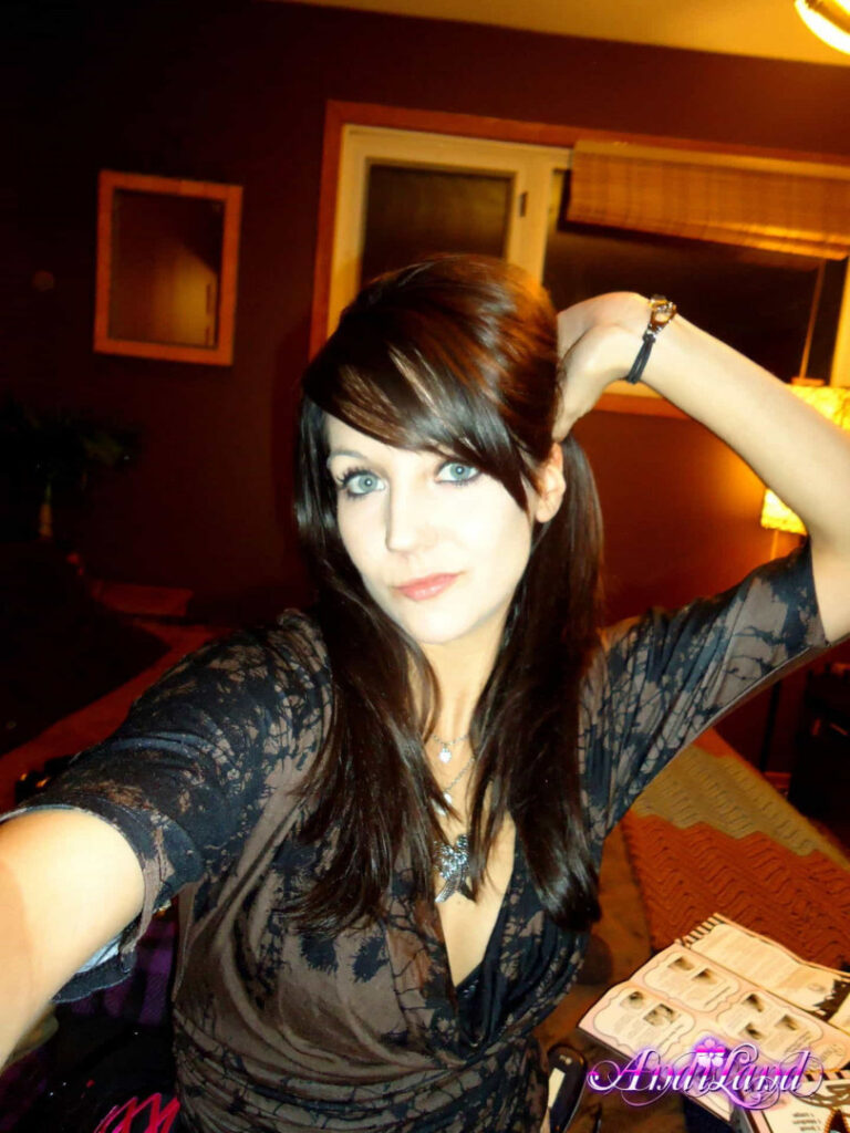 OnlyFans – Andi Land – Nude