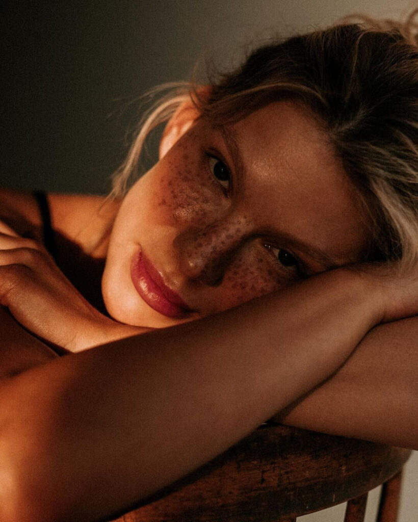 Celeb – Angela Olszewska – Nude