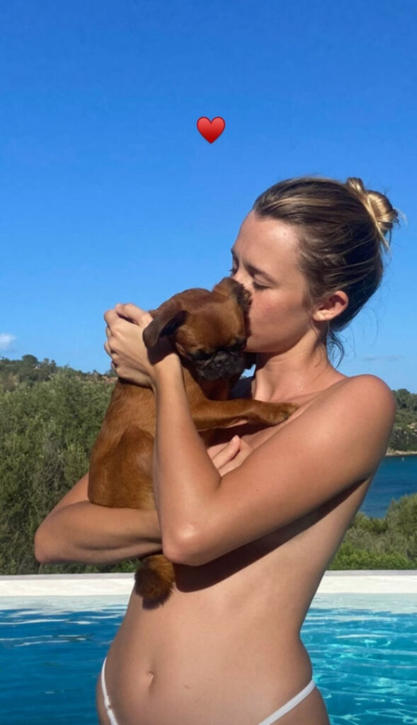 Celeb – Angèle Van Laeken – Nude