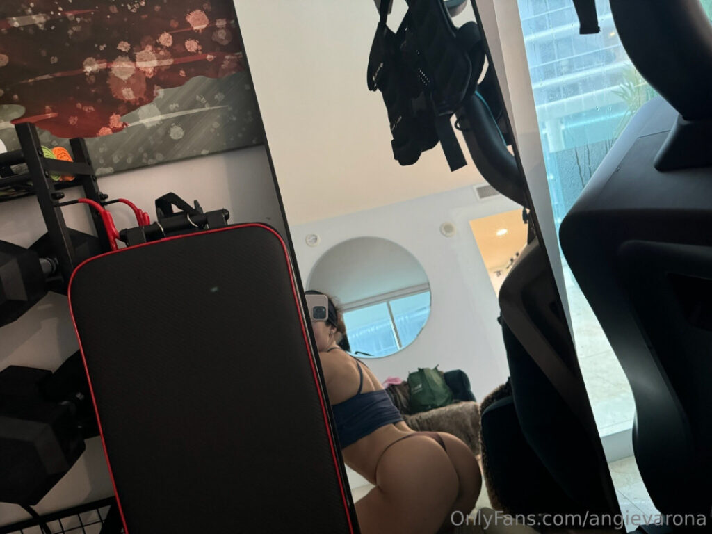 OnlyFans – Angie Varona – Nude