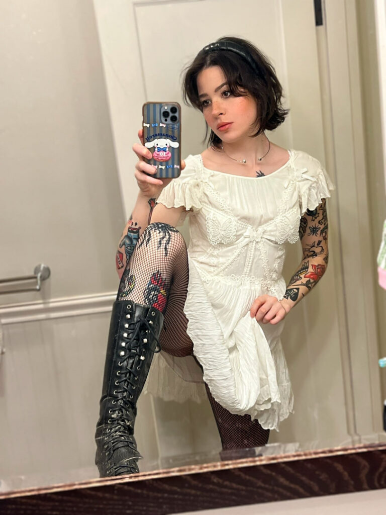 Twitch – Anisa Jomha – Nude