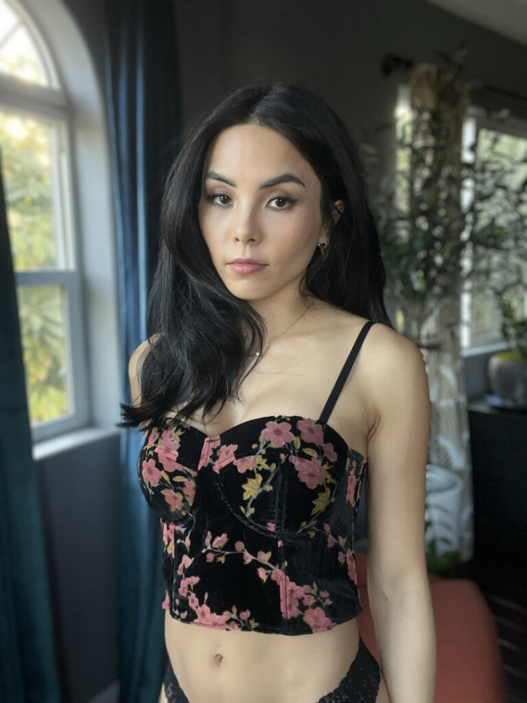 Youtube – Anna Akana – Nude