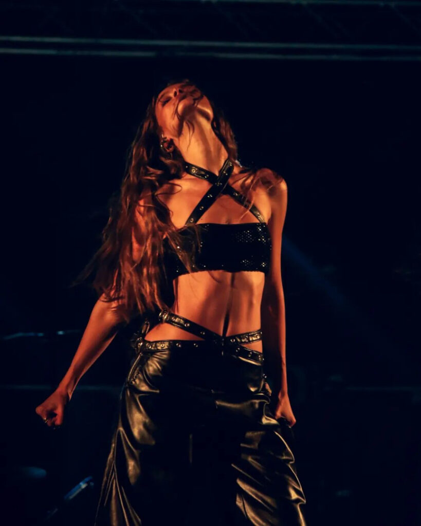 TikTok – Celeb – Anna Zak – Nude