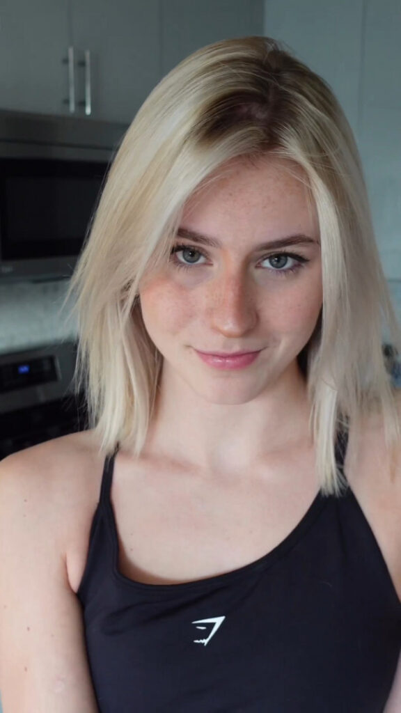 TikTok – Annabel Lucinda – Nude