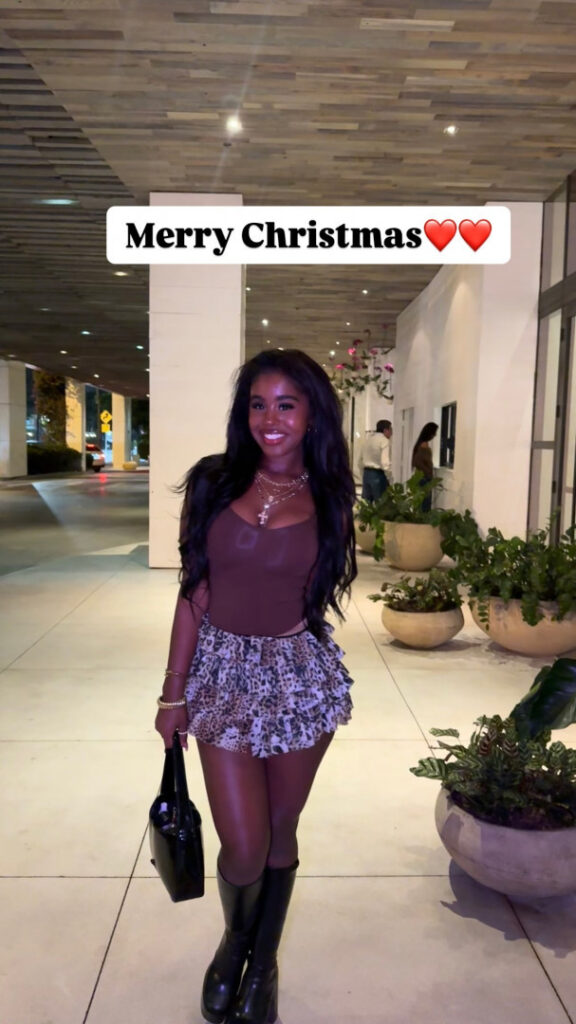 TikTok – Instagram – annarennsworld, anna renn – Nude Leaks