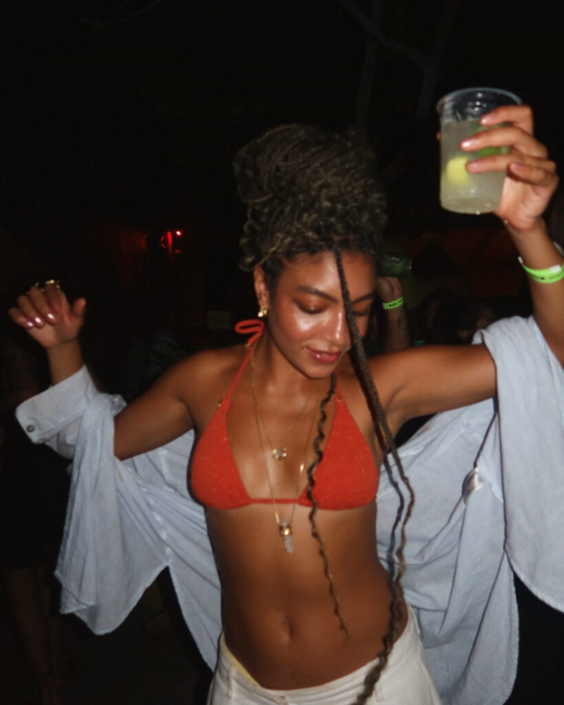 Brazil – Celeb – Any Gabrielly (Now United) – Nude Leaks