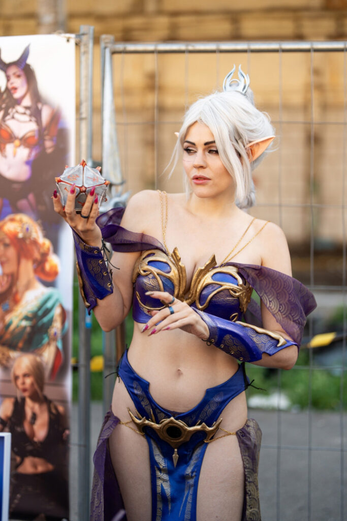 Patreon – Cosplay – Anya Ichios – Nude