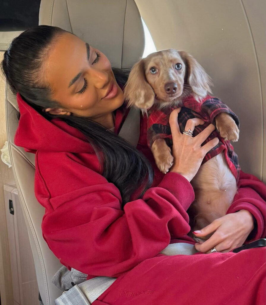 Instagram – Arianna Ajtar – Nude