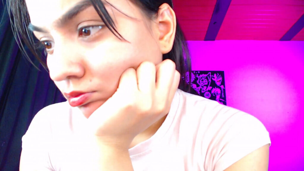 Cam Girls – Ariel_Zeo1 – Nude